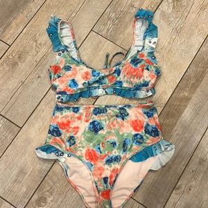 Aerie 2 piece Medium watercolor floral